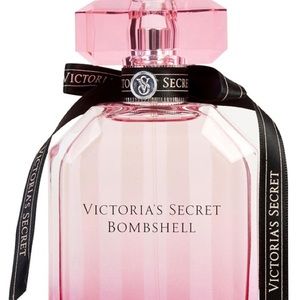 Victoria Secret Bombshell Eau de Parfum retails $80+ Pink Fine Fragrance Scent